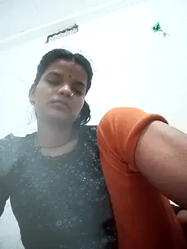 Student garl 1 online show from 17, 5, 2026