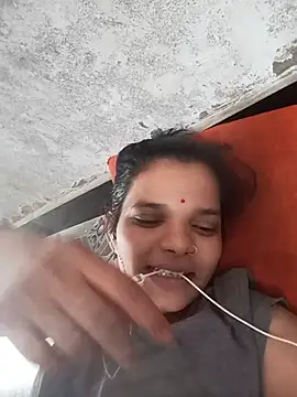 Student garl 1 online show from 26, 5, 2026