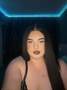 Snapshot of ElyBabyX chatting on 5, 7, 2026 ElyBabyX online show from 5, 7, 2026