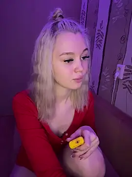 Velvet Doll  online show from 20, 6, 2026
