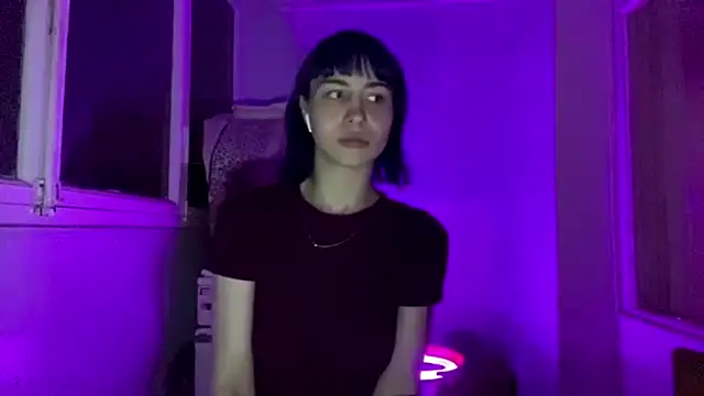 SuccubKira online show from 3, 6, 2026