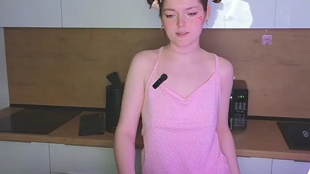 Snapshot of Annpopsy chatting on 2, 6, 2026 Annpopsy online show from 2, 6, 2026