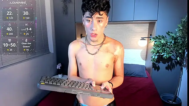 Spencerwhite  online show from 17, 5, 2026