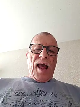 Eddy0763 online show from 4, 5, 2026