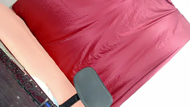 Ladymikaela online show from 18, 6, 2026