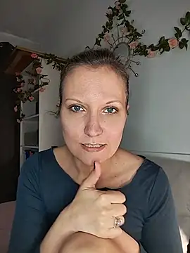 Candy Cougar online show from 6, 6, 2026
