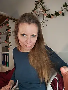 Candy Cougar online show from 17, 5, 2026