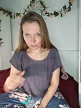 Candy Cougar online show from 5, 5, 2026
