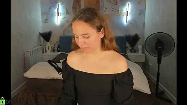 Vicki Milles online show from 25, 6, 2026