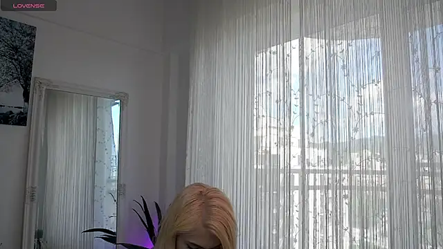 Belle Blondy online show from 17, 5, 2026