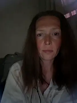MillaSmileX online show from 13, 5, 2026