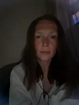 MillaSmileX online show from 12, 5, 2026
