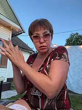 bettybutter  online show from 2, 8, 2026