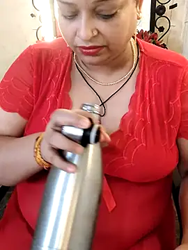 SexxyModel85 online show from 29, 6, 2026