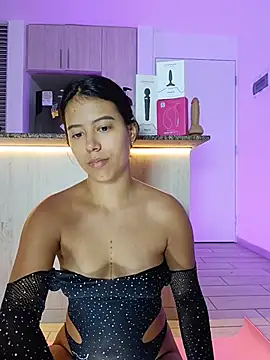 Raven stonee01 online show from 14, 5, 2026