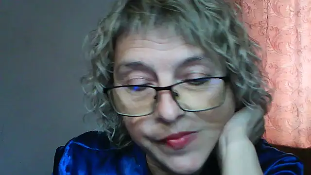 ElizabethGorden online show from 17, 6, 2026