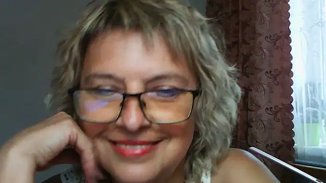 ElizabethGorden online show from 15, 7, 2026