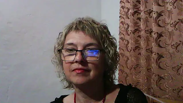 ElizabethGorden online show from 21, 6, 2026