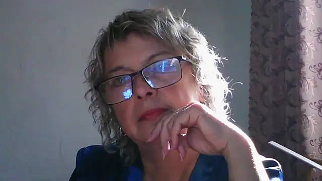 ElizabethGorden online show from 25, 7, 2026