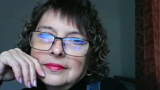 ElizabethGorden online show from 3, 6, 2026
