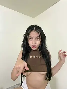 Snapshot of Tattiana12 chatting on 5, 6, 2026 Tattiana12 online show from 5, 6, 2026
