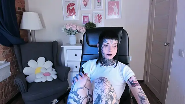 Bloood  Mary online show from 5, 8, 2026