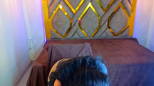 Ey Im simone  online show from 11, 5, 2026