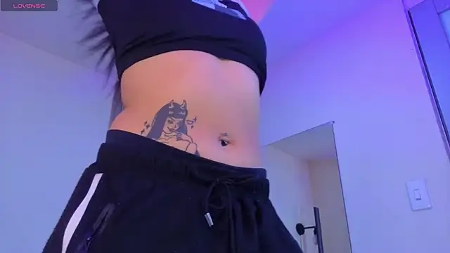 Ey Im simone  online show from 5, 8, 2026
