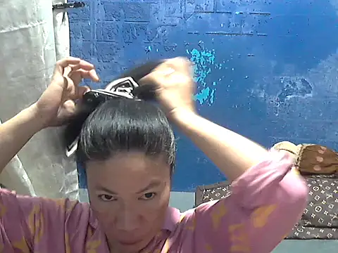 Snapshot of hotchilimom chatting on 1, 7, 2026 hotchilimom online show from 1, 7, 2026