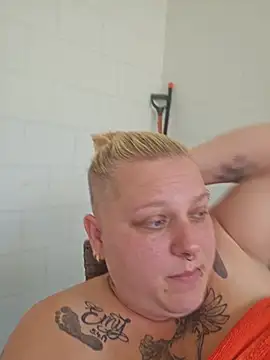 Lady Peggi online show from 18, 6, 2026