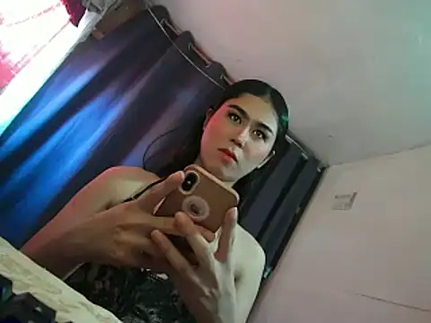 Alluringluna online show from 8, 5, 2026