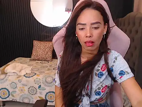 naomis 36 online show from 4, 5, 2026