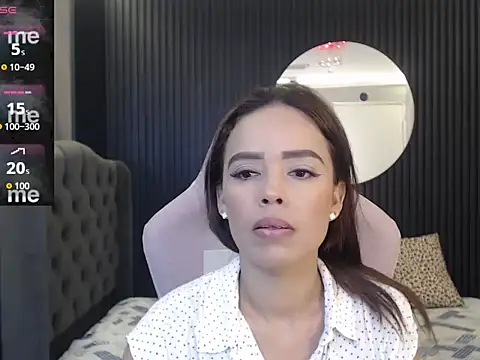 naomis 36 online show from 2, 6, 2026