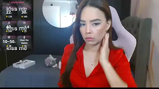 naomis 36 online show from 24, 7, 2026
