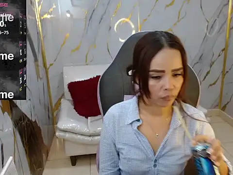 naomis 36 online show from 4, 8, 2026