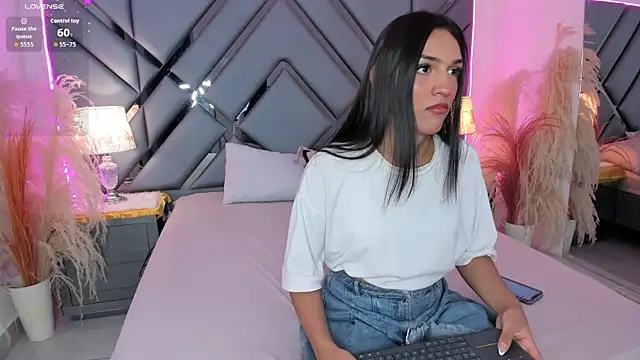 MadisonHerrera online show from 13, 5, 2026