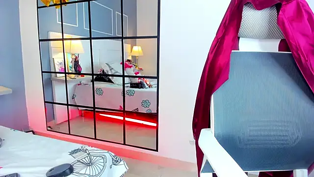Snapshot of Miss_Khaleesi chatting on 16, 7, 2026 Miss Khaleesi online show from 16, 7, 2026