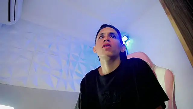 sombra 18 online show from 22, 7, 2026