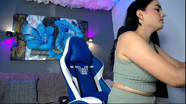 ElizabethAndEliana online show from 13, 5, 2026