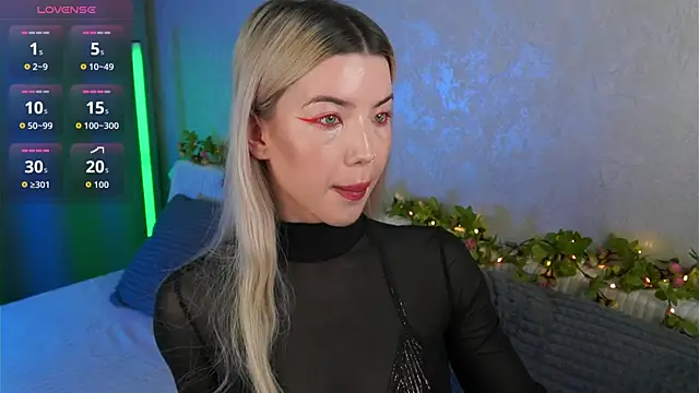 LindaThackerr online show from 13, 6, 2026