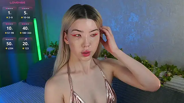 LindaThackerr online show from 6, 7, 2026