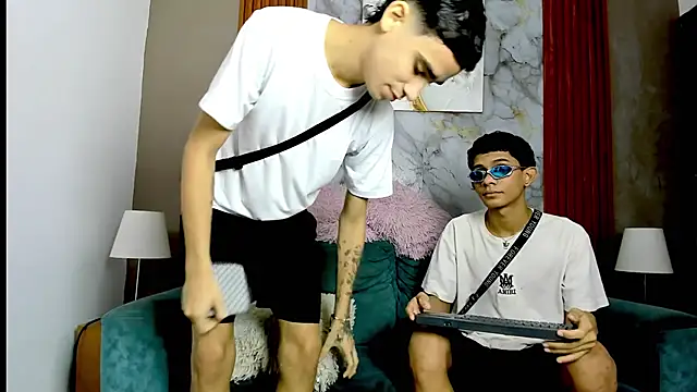 TWINKS BOYSX online show from 25, 5, 2026