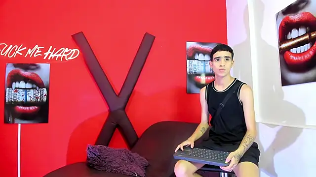 TWINKS BOYSX online show from 8, 5, 2026