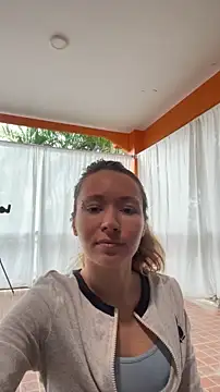 Mini girl do it better online show from 10, 5, 2026
