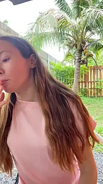 Mini girl do it better online show from 18, 5, 2026