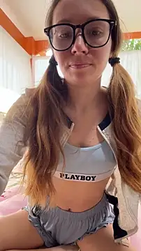 Mini girl do it better online show from 13, 5, 2026