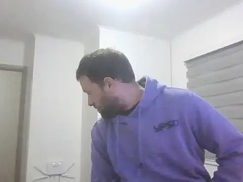 Snapshot of Giingz22 chatting on 4, 7, 2026 Giingz22 online show from 4, 7, 2026
