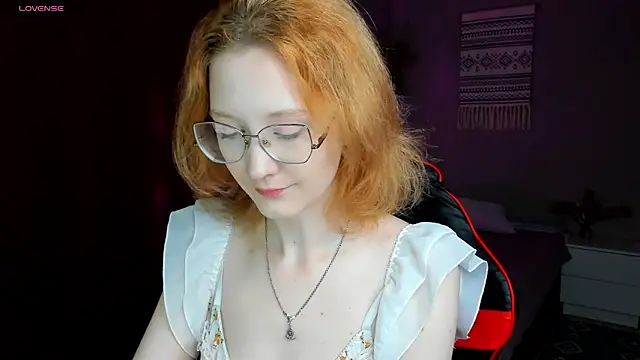 LunaTerry online show from 10, 6, 2026