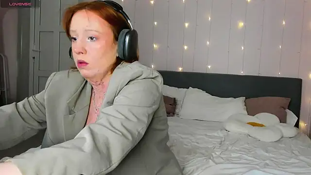 Maya foxy online show from 23, 5, 2026
