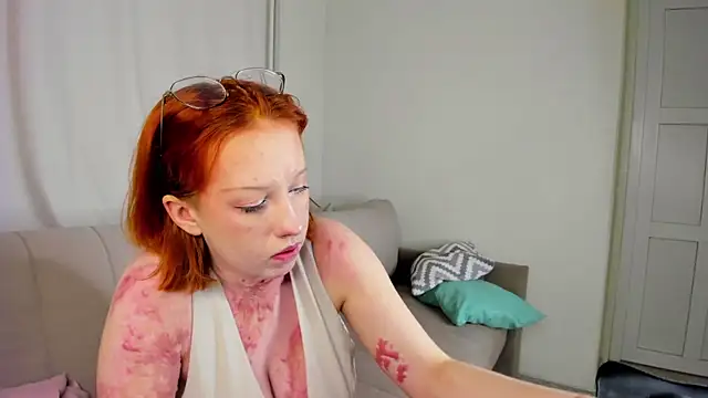 Maya foxy online show from 25, 5, 2026